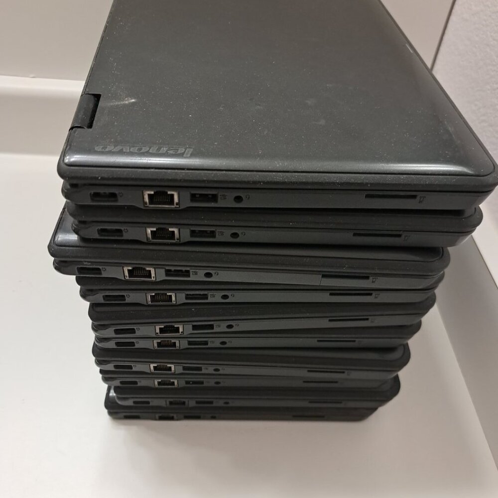 1X Lenovo ThinkPad 11e (2nd Gen) 20E5 Flip design Laptop Intel Core M - 5Y10c - Picture 7 of 8